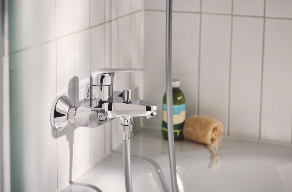 Смеситель для ванны Grohe QuickFix Swift (24335001)