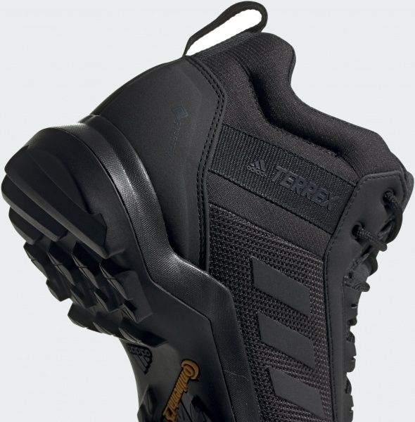 Ботинки Adidas TERREX AX3 MID GTX BC0466 р. UK 9,5
