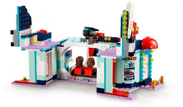 Конструктор LEGO Friends Кинотеатр в Хартлейк-Сити 41448