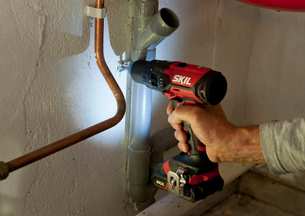 Шуруповерт ударний акумуляторний SKIL CD1E3020CA