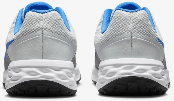 Кроссовки Nike REVOLUTION 6 DD1096-008 р.36,5 серый