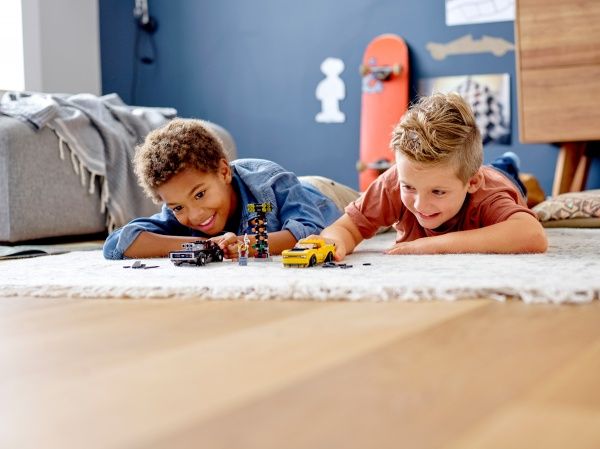 Конструктор LEGO Speed Champions Автомобили 2018 Dodge Challenger SRT Demon и 1970 Dodge Charger R/T 75893