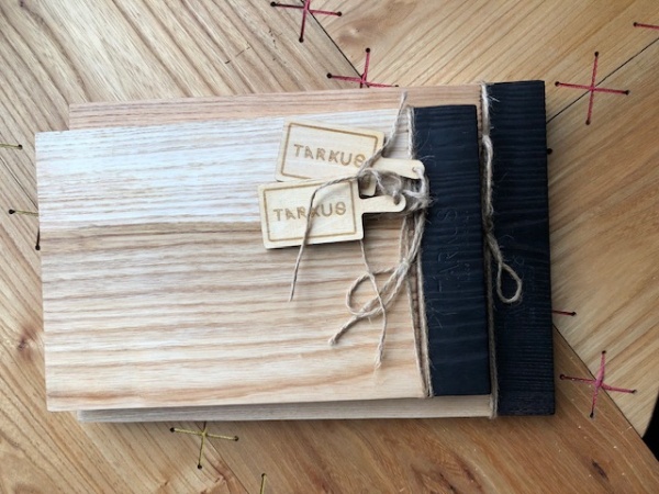 Доска сервировочная 320х220 мм с черным краем Tarkus 