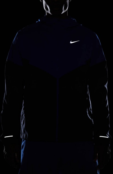 Вітрівка Nike M NK IMP LGHT WINDRNNER JKT FB7540-480 р.S синій