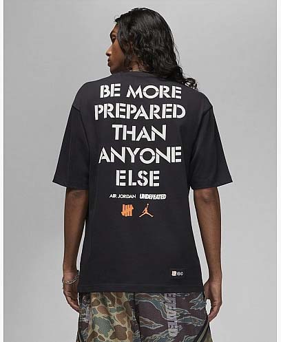 Футболка Jordan M J UNDFTD TEE DX4304-010 р.2XL чорний