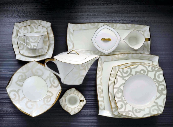 Чашка з блюдцем Gregory Gold 330 мл Narumi