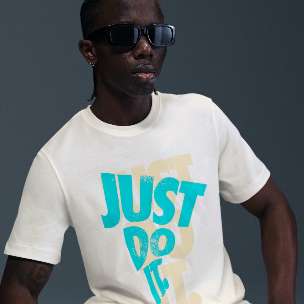 Футболка Nike M NSW TEE 12MO JDI SP25 HJ0554-133 р.XL бежевый