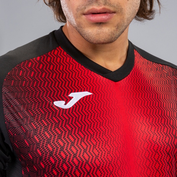 Футболка Joma SUPERNOVA T-SHIRT BLACK-RED S/S 101284.106 р.L чорний