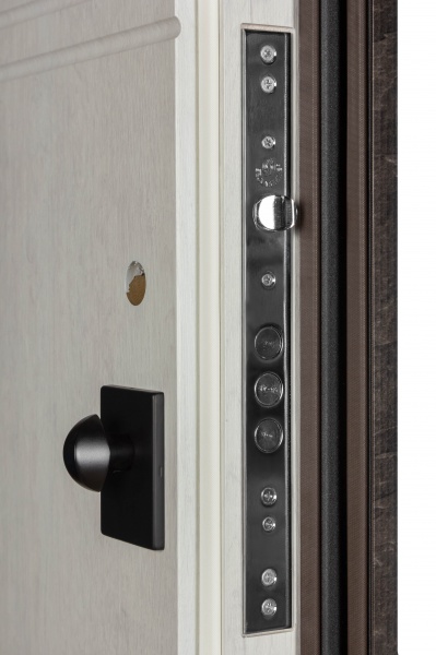 Двері вхідні К-8 (квадро) 539/237 mamba morion / рустик авиньйон блан 2050x950 мм праві