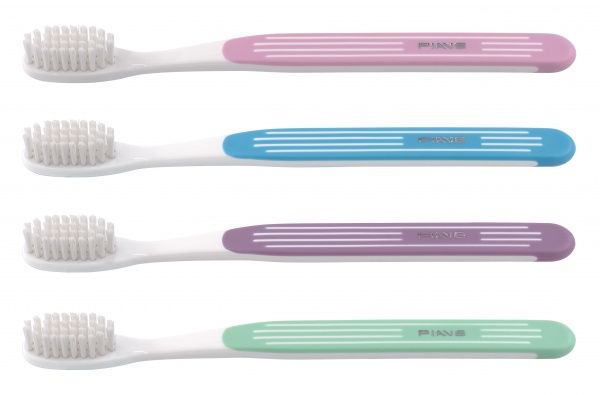 Зубная щетка Silver Care Experience отбеливающая средней жесткости 1 шт.