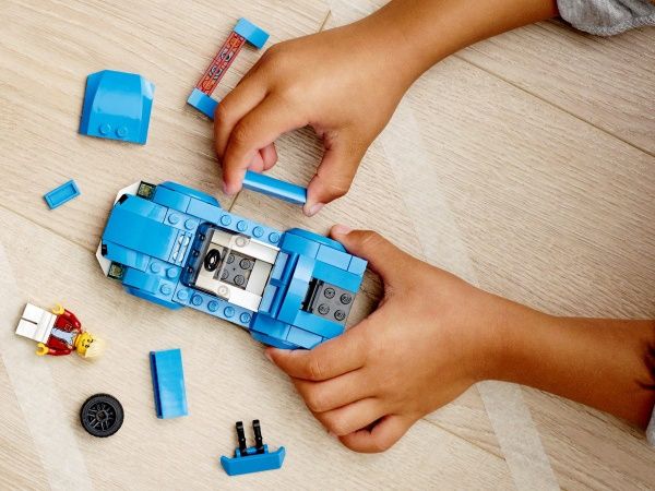 Конструктор LEGO City Спортивный автомобиль 60285