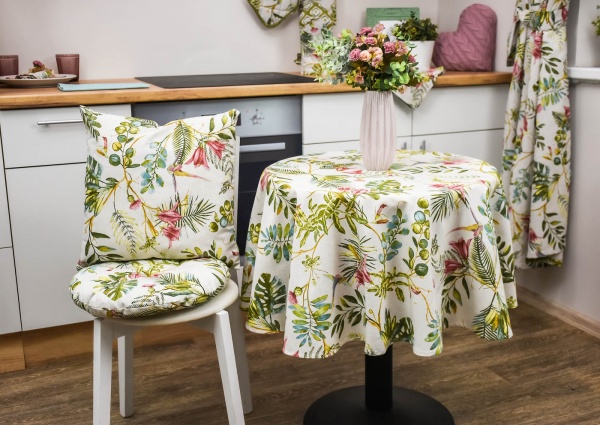 Подушка на стілець Villa Квіти 40 см бежевий із малюнком Прованс