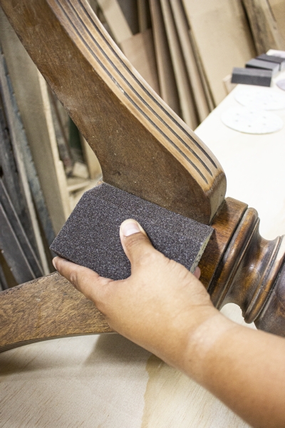 Губка шліфувальна Klingspor P220 скошена SK700A 362251