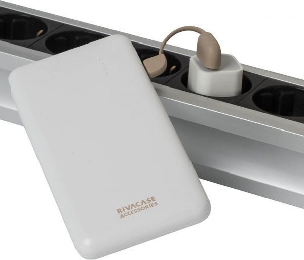 Зарядное устройство RivaCase 8000 mAh (RIVAPOWER VA 2008) 