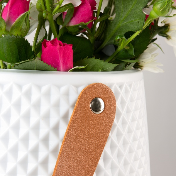 Ваза пластиковая MVM DH-FLOWERS-10 WHITE 17,5 см 