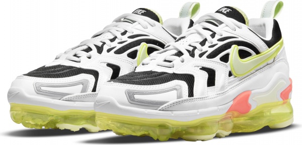 Кроссовки Nike Air Vapormax EVO DC9222-101 р.39 черно-белый