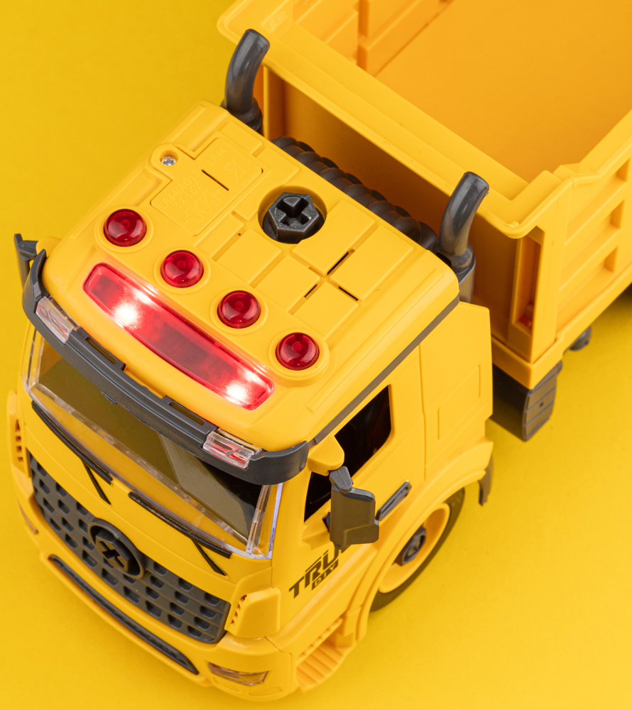 Автоконструктор Самосвал 1:24 532.01.90