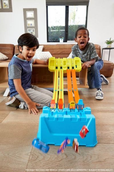 Трек Hot Wheels Грандіозні трюки GLC95