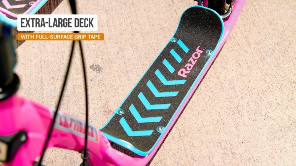 Самокат Razor Flashback рожевий 859107 