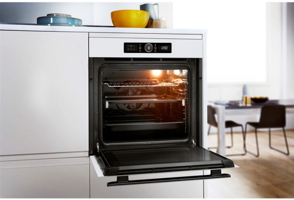 Духовой шкаф Whirlpool AKZ 96220 WH