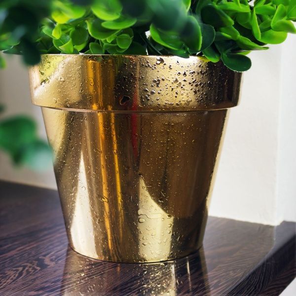 Горшок пластиковый Prosperplast Cube chrome круглый 0,6л темно-золотистый (71976) 