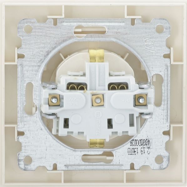 Розетка із заземленням Makel Karea 00 без шторок без кришки слонова кістка