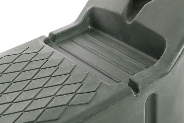 Сидіння пластикове Kolibri RKM-250 з кріпленням 15.005.70 зелений