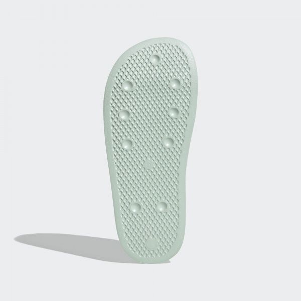 Шльопанці Adidas ADILETTE LITE W FU9136 р. UK 4 зелений