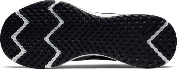 Кроссовки Nike NIKE REVOLUTION 5 BQ3207-004 р.US 10 черный