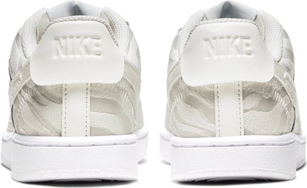 Кросівки Nike WMNS COURT VISION LO PRM CI7599-100 р.US 7,5 білий