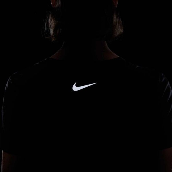Футболка Nike W NK RUN DVN MILER SS TOP GX DA1246-010 р.S чорний