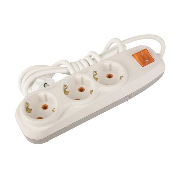 Удлинитель Nilson 3 гнезда 5 м c заземлением и выключателем белый
