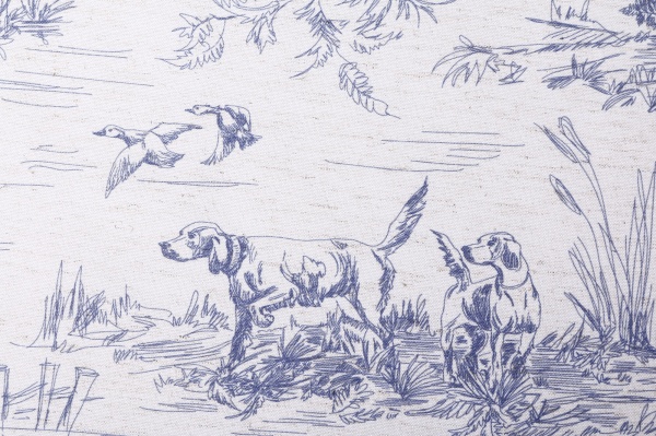 Скатерть Selena d160 белый с синим Luna 