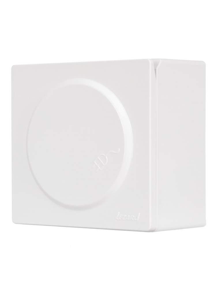 Розетка з кришкою побутова із заземленням Lezard LETO IP20 білий 752-0200-123B