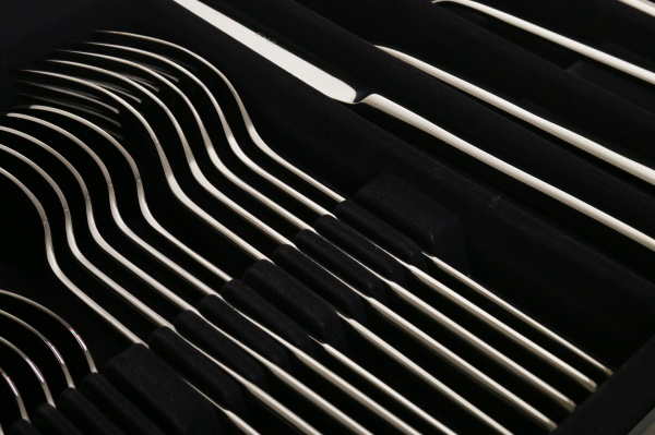 Набір столових приборів VENICE GUN METAL 30 предметів CP30VC/GM Eme