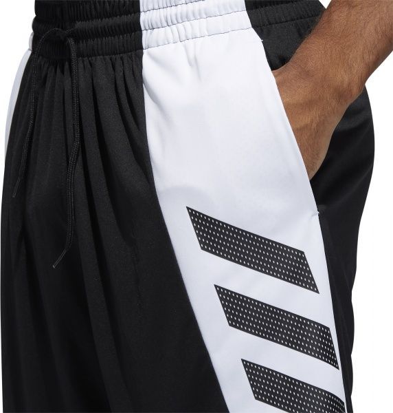Шорти Adidas PRO MADNESS SHR FH7947 р. ST чорний