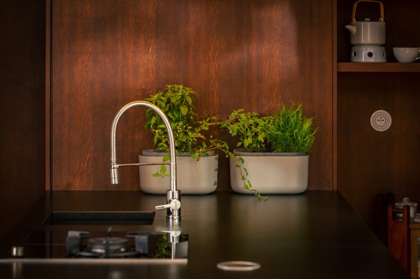 Вазон пластиковий Plastia з системою автополиву Tolita 30,5 см круглий 3,2 л сірий (1909773007) 