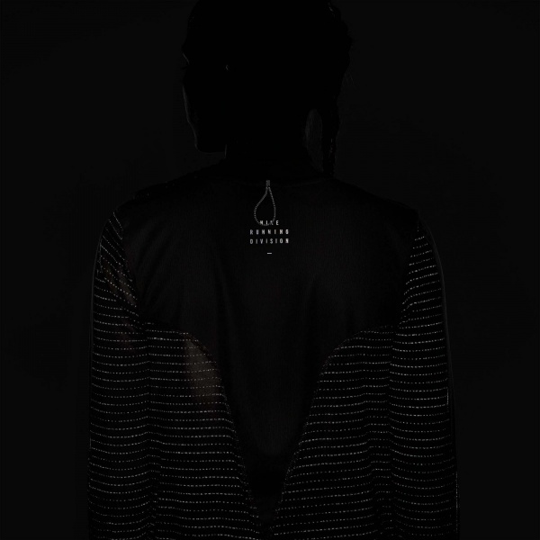 Футболка Nike W NK DF RUN DVN LS TOP DD6821-601 р.L рожевий