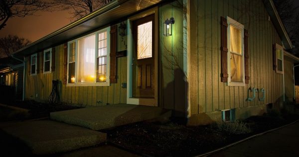 Бра Chester ELNX-4201-W E27 60 Вт IP44 