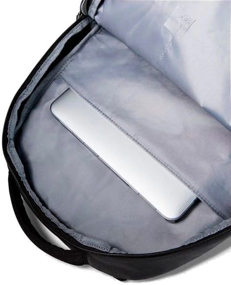 Рюкзак спортивный Under Armour 1342651-001 26 л черный