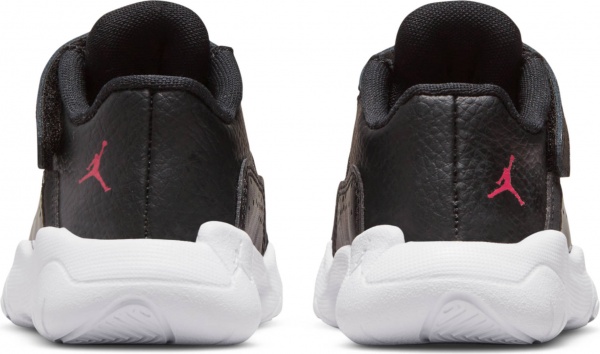 Кроссовки Nike CZ0906-005 р.26 коричневый