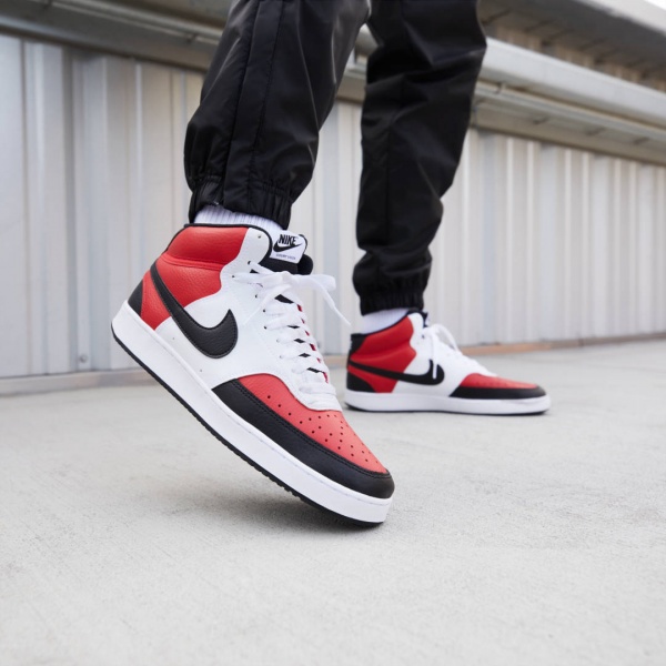 Кросівки Nike Court Vision Mid NBA DM1186-600 р.US 8,5 різнокольоровий