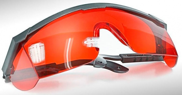 Нивелир лазерный Stark 5 линий точность 1 мм. / 5 м. дальность 15 м. LL 0505