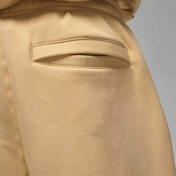 Штани Nike Jordan Flight MVP Men's Statement Graphic Fleece DQ8015-252 р. S бежевий