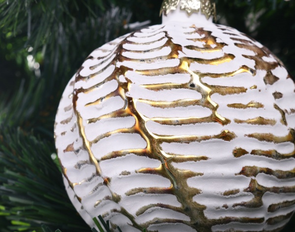 Ялинкова іграшка у формі кулі забілена скляна 10 см 10 мм білий ABT316440