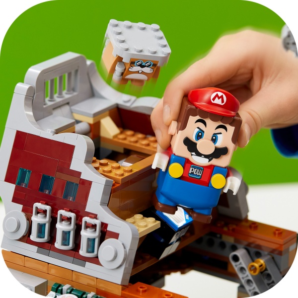 Конструктор LEGO Super Mario Літальний апарат Боузера. Додатковий рівень 71391