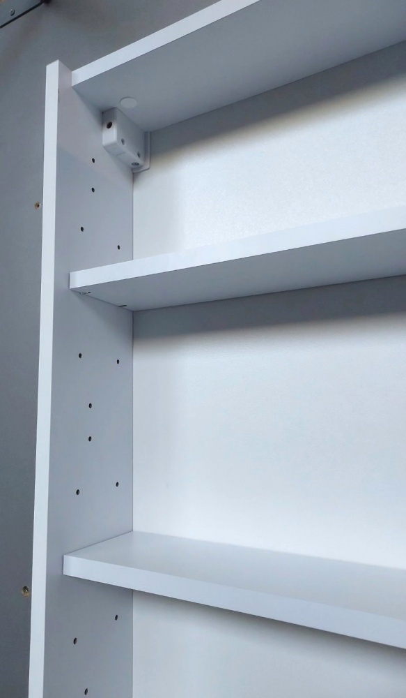 Зеркальный шкаф ЮВЕНТА