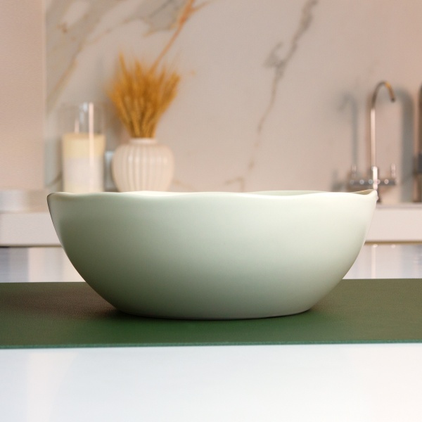 Тарелка глубокая Совершенство 18 см белая MVM