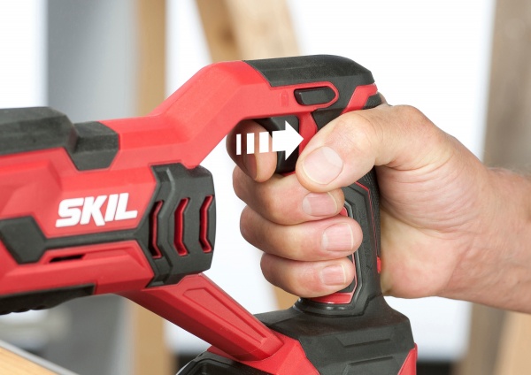 Пила сабельная SKIL SW1E3470CA