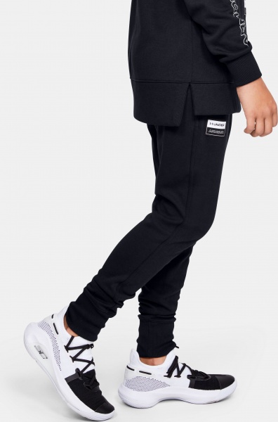 Брюки Under Armour Unstoppable Double Knit Pant 1343292-001 р. XS черный